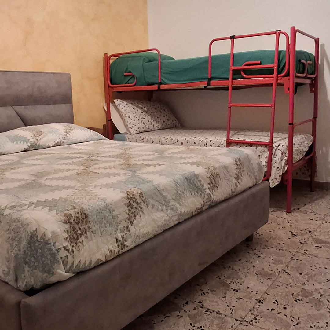 camera-matrimoniale-lettini